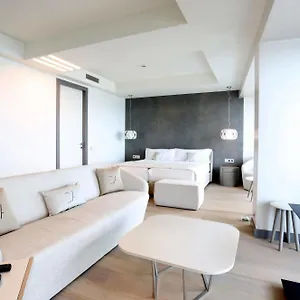 Cosmo Apartahotel